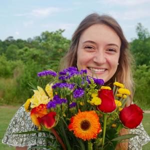 Meet your Posher, Abigail